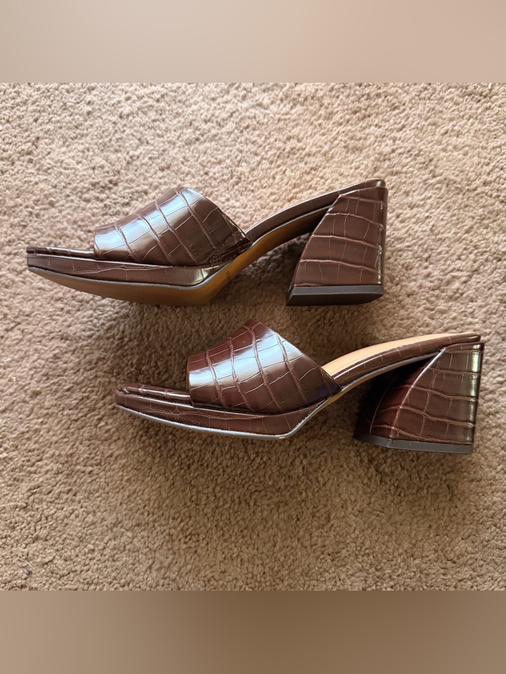 Chunky heel brown mules